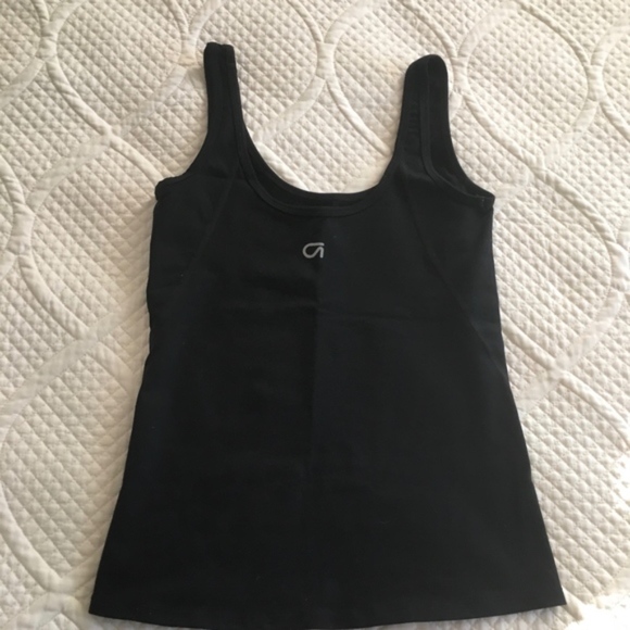 GAP Tops - GAP body black workout tank